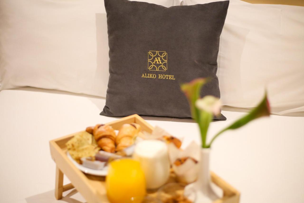 Hotel Aliko Radhimë Екстериор снимка