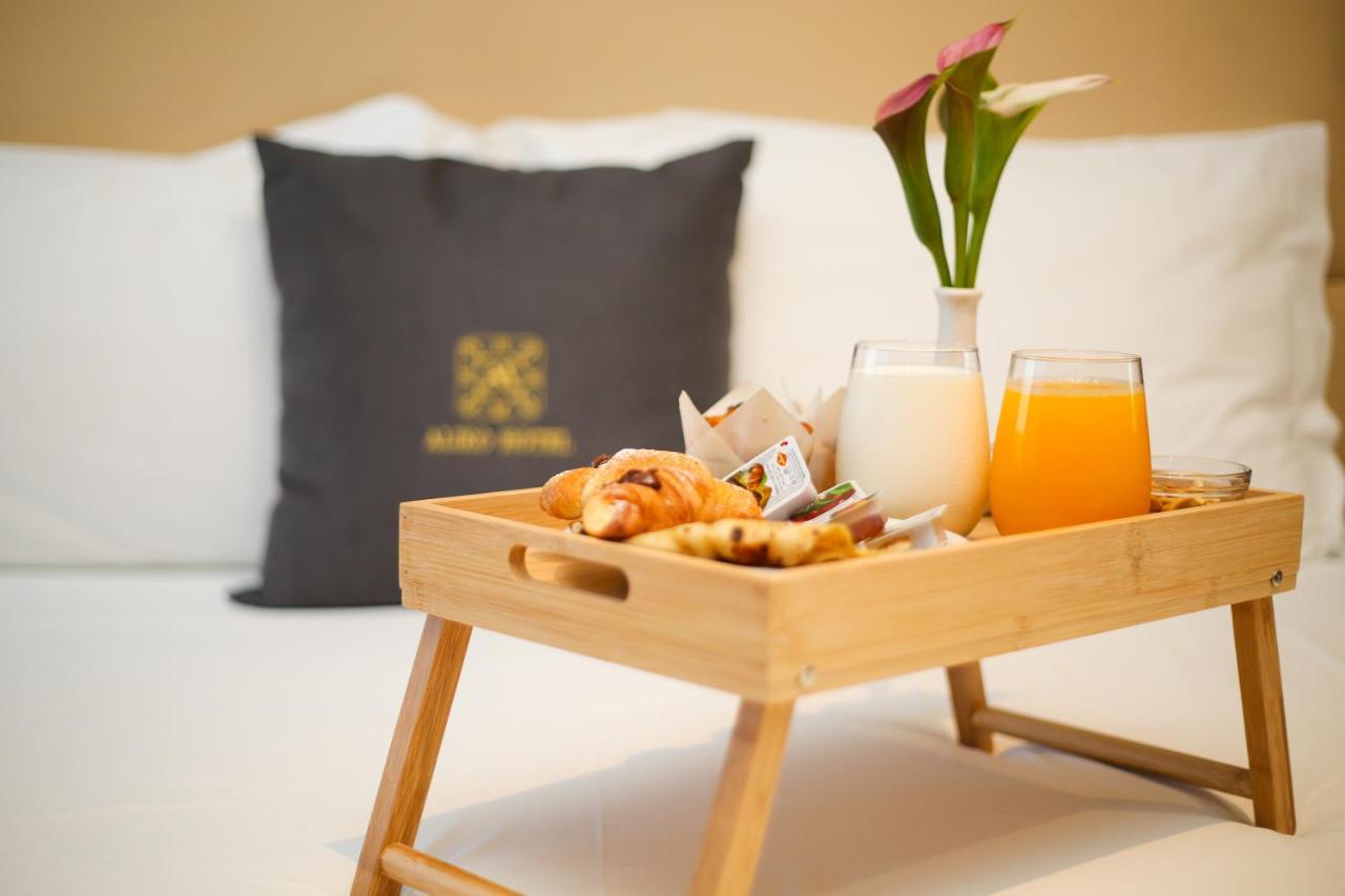 Hotel Aliko Radhimë Екстериор снимка